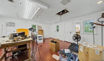 92 Blauvelt Ave, Bergenfield, NJ 07621