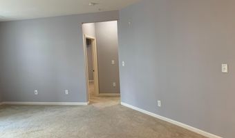 24701 BYRNE MEADOW Sq 200, Aldie, VA 20105