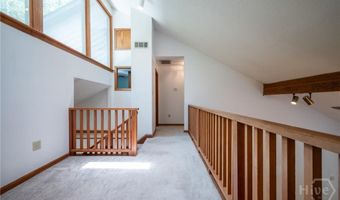 102 Chickadee Ct, Athens, GA 30605