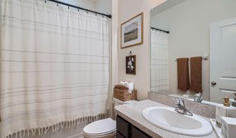 6307 SHADOWLAKE Dr, Apollo Beach, FL 33572