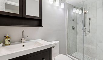 5018 DOMAIN Pl, Alexandria, VA 22311