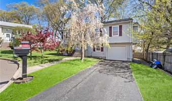 1 Jared Ct, North Providence, RI 02911