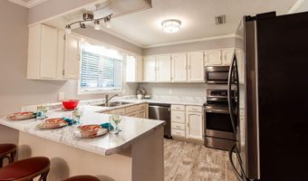 1712 Twin Lakes Dr, Bainbridge, GA 39819