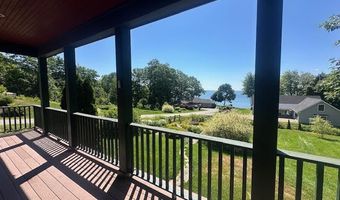 11 Treat St, Belfast, ME 04915