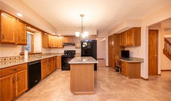 6581 N Timberidge Ave, Austintown, OH 44515