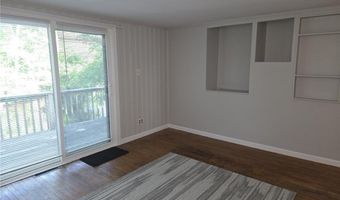 31 Lakeside Dr, Hopkinton, RI 02832