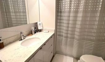 2780 NE 183rd St 1110, Aventura, FL 33160