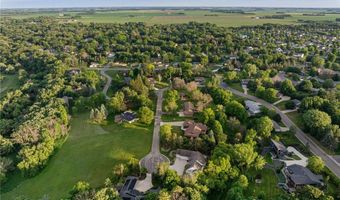706 23rd St SW, Austin, MN 55912