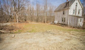 66 Smith St, Bangor, ME 04401