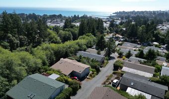 98041 HALLWAY Rd 40, Brookings, OR 97415