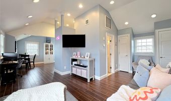 19 Kent Pl, Amityville, NY 11701