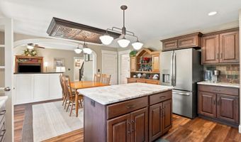 18736 Roselle Cv, Auburn, IN 46706