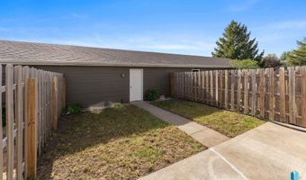 1812 S Mulberry Ave C, Brandon, SD 57005