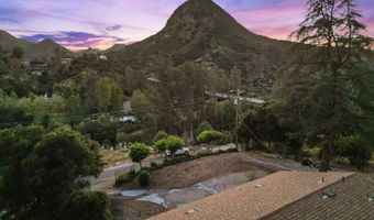 2375 Laguna Circle Dr, Agoura Hills, CA 91301
