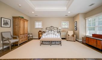 7505 MARBURY Rd, Bethesda, MD 20817