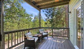 215 Piedmont Dr, Ashland, OR 97520