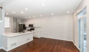 7 Shade Tree Ct, Algonquin, IL 60102