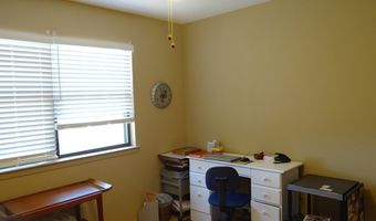 102 S Hackberry Dr, Alpine, TX 79830