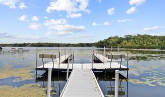 39081 N Sheridan Rd, Antioch, IL 60002