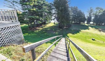 N7240 STATE RD 42, Algoma, WI 54201