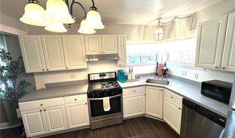 250 N Edgehill Ave, Austintown, OH 44515