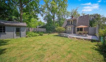 709 Indianola Ave, Ann Arbor, MI 48105