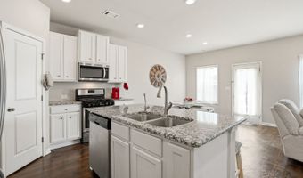 153 Auburn Crossing Dr, Auburn, GA 30011