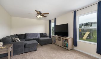 946 Willow Creek Dr, Alexandria, KY 41001