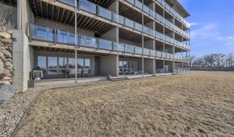 570 Linden Dr 104, Arnolds Park, IA 51331