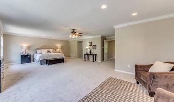 1515 Dietrich Glen Dr, Ballwin, MO 63021