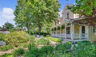 618 E 1714 Rd, Baldwin City, KS 66006