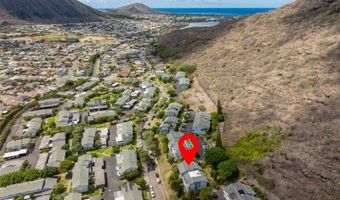 1090 Kumukumu St C, Honolulu, HI 96825