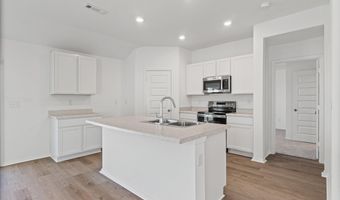 8040 Chesapeake Trl, Bauxite, AR 72011