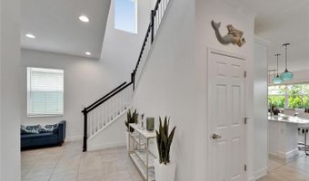 5611 DEL CORONADO Dr, Apollo Beach, FL 33572