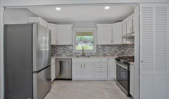 3504 MOYLAN Dr, Bowie, MD 20715