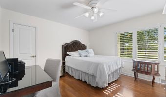 200 N Forest Ct, Addison, IL 60101