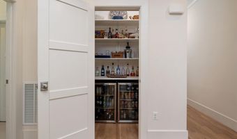 529 LEE Cir, Annapolis, MD 21403