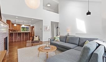 8 CONSTITUTION Sq, Annapolis, MD 21401