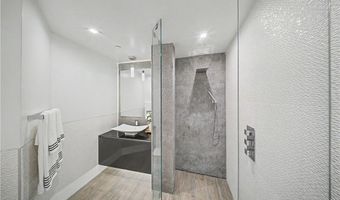 9459 Beverly Crst, Los Angeles, CA 90210