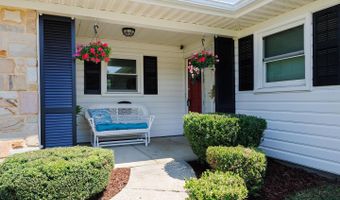 12112 FOXHILL Ln, Bowie, MD 20715