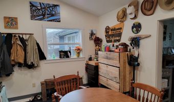 20 Hickory St, Athens, OH 45701