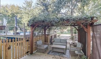 13 Chantilly Ter, Bay St. Louis, MS 39520