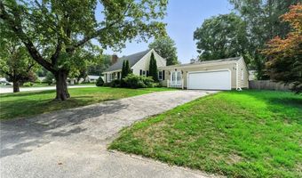 10 Mark Dr, Cranston, RI 02920