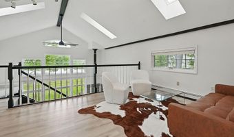 822 S COUNTY ROAD T, Amherst Junction, WI 54407