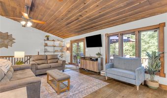 1053 Shackleburg Rd, Anderson, SC 29621