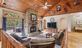 23754 Sportsmans Club Ln, Adel, IA 50003