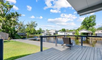 55805 CARROLL St, Astor, FL 32102