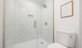 6174 Sunny Vale Dr, Columbus, OH 43228