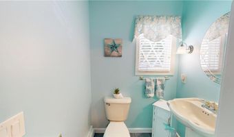 6 Forest Hill Dr, North Smithfield, RI 02896