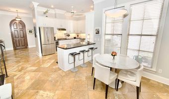535 Lake Villa Dr, Baton Rouge, LA 70810